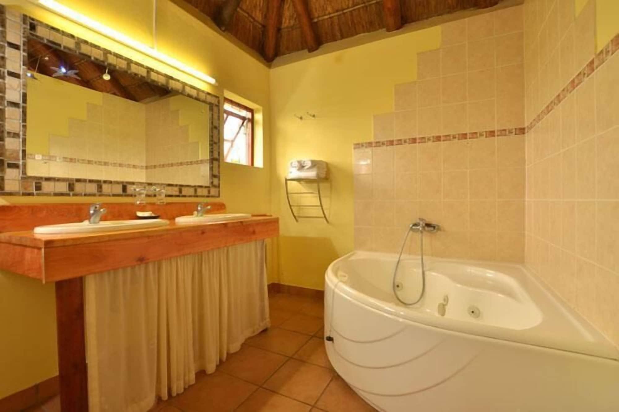 French Lodge International George Buitenkant foto