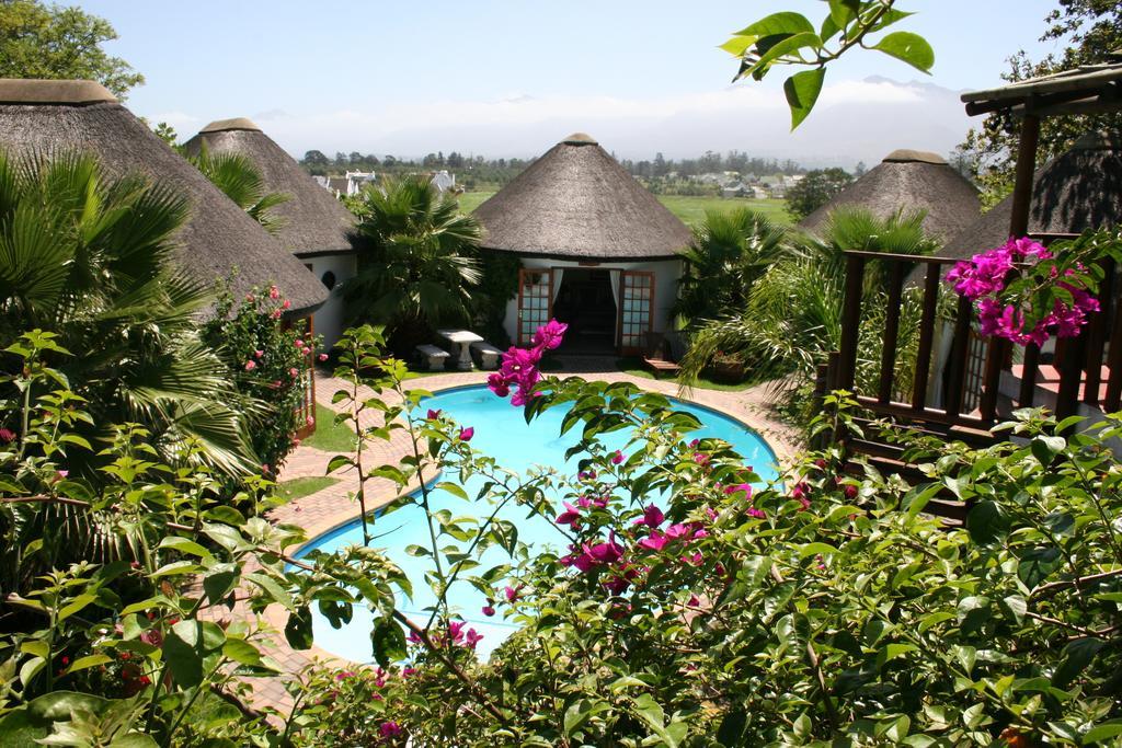 French Lodge International George Buitenkant foto